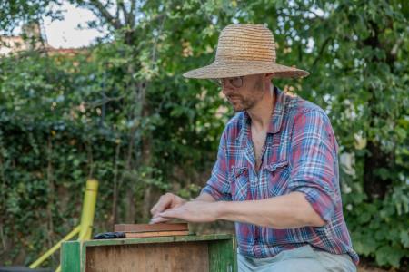 Timotej Kruška (2), noži, izdelani v delavnici na Baču